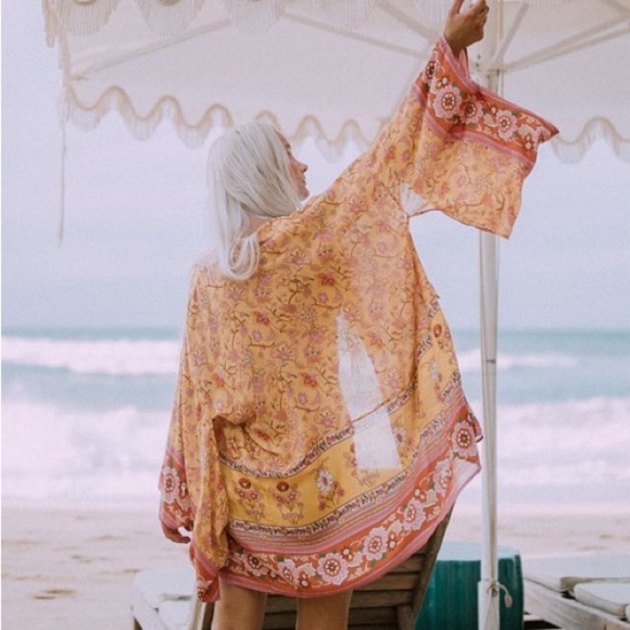 Spell Portobello Road Short Robe - Picture 12 of 12